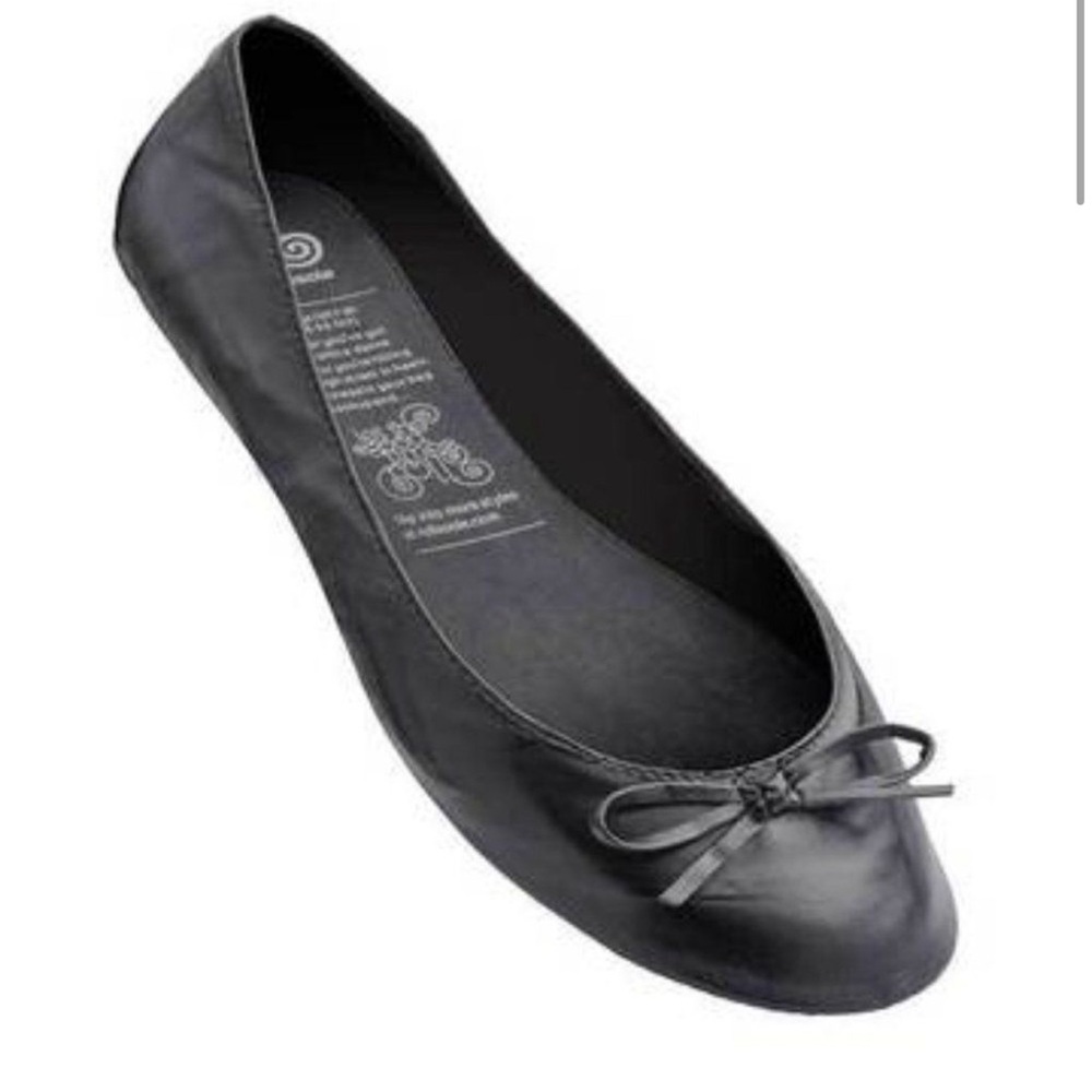 NWT Roll Up Flat Black Slip On Shoes